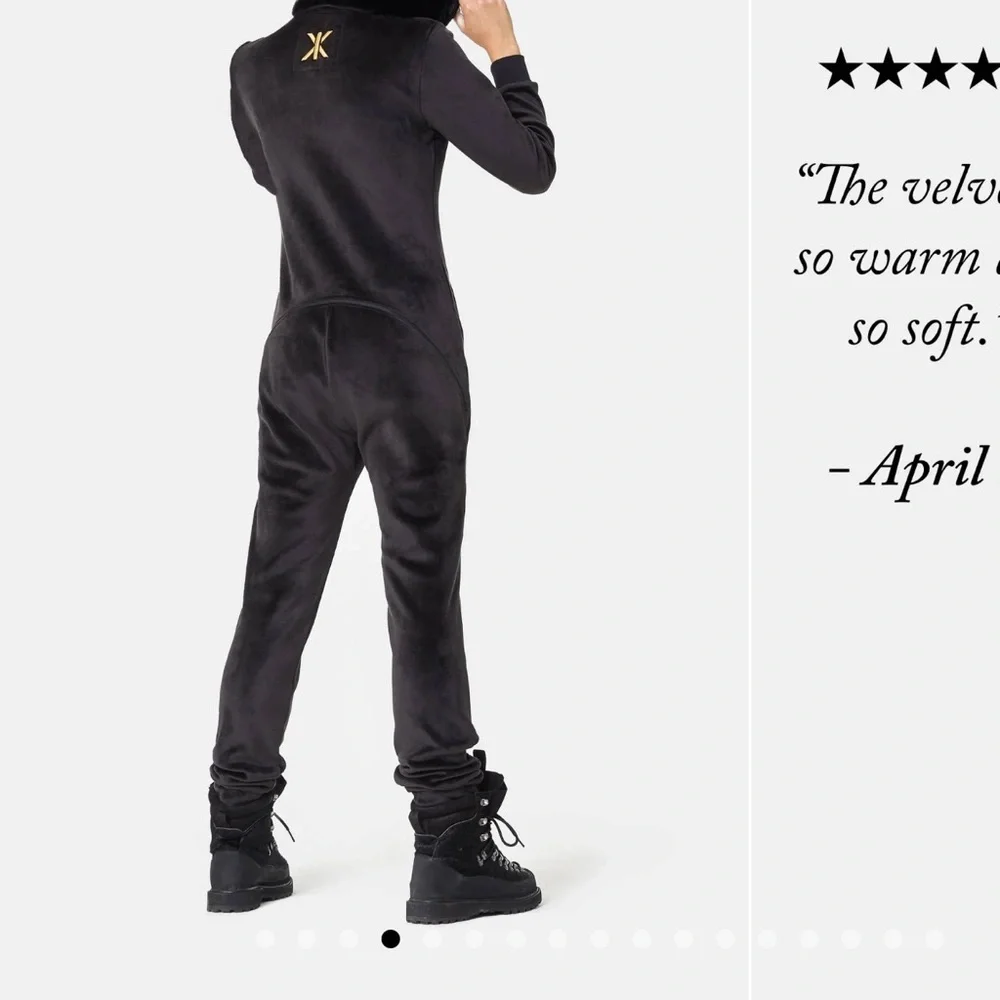 Onepiece Alps Soft Velvet
Fitted Jumpsuit - Picture 7 of 7